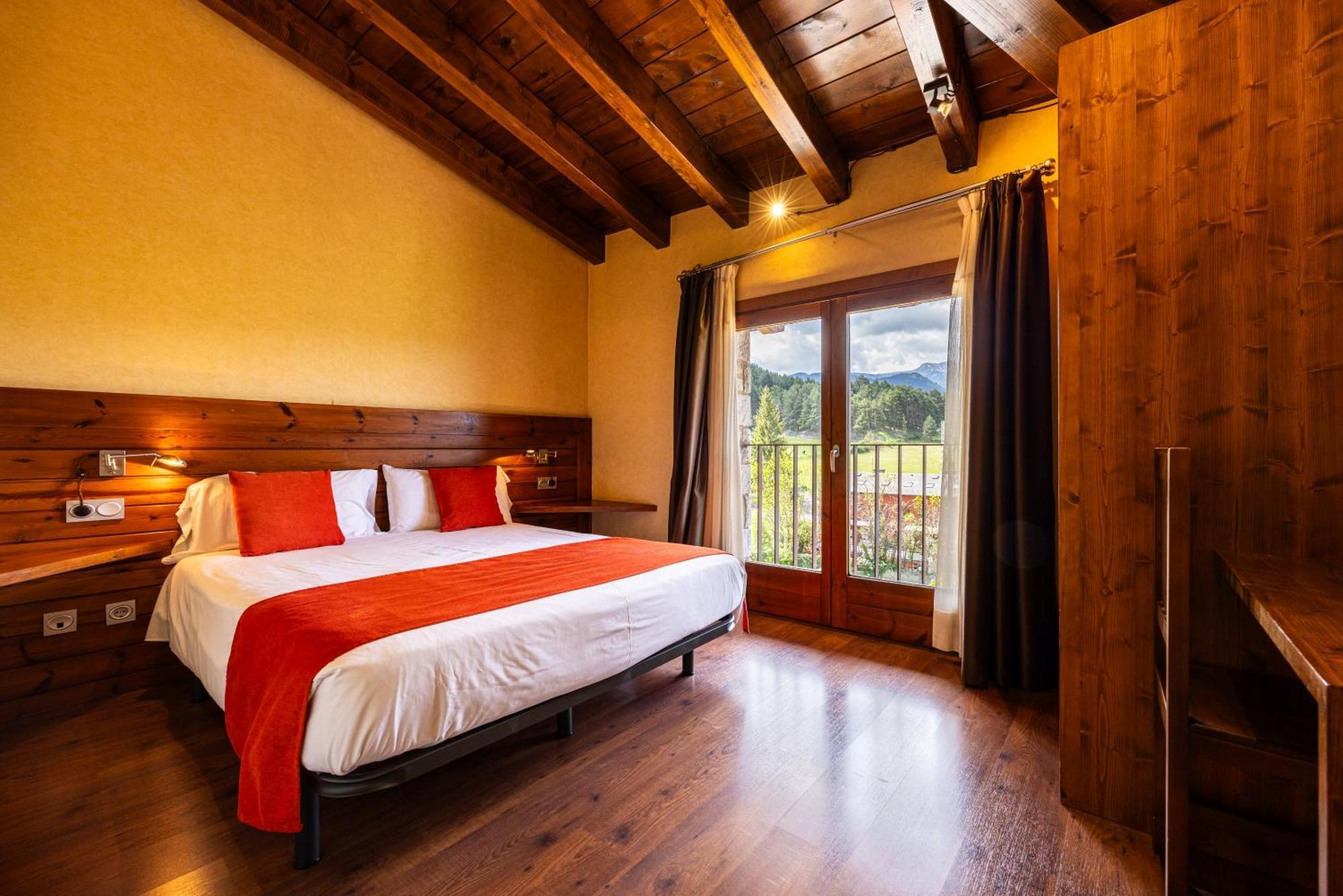 Aparthotel Bellver Bellver De Cerdanya Luaran gambar