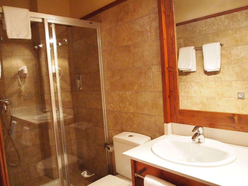 Aparthotel Bellver Bellver De Cerdanya Luaran gambar