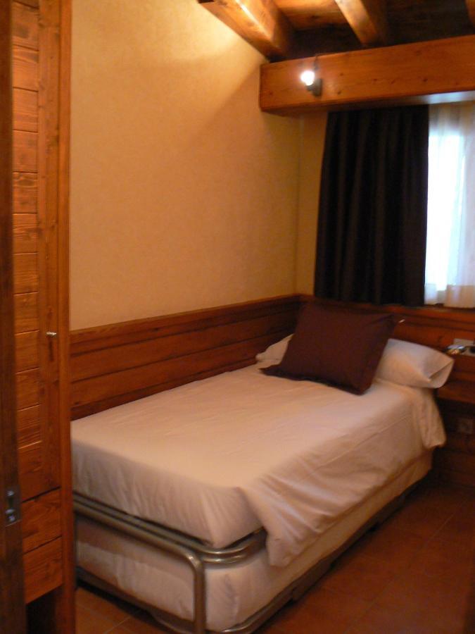 Aparthotel Bellver Bellver De Cerdanya Bilik gambar